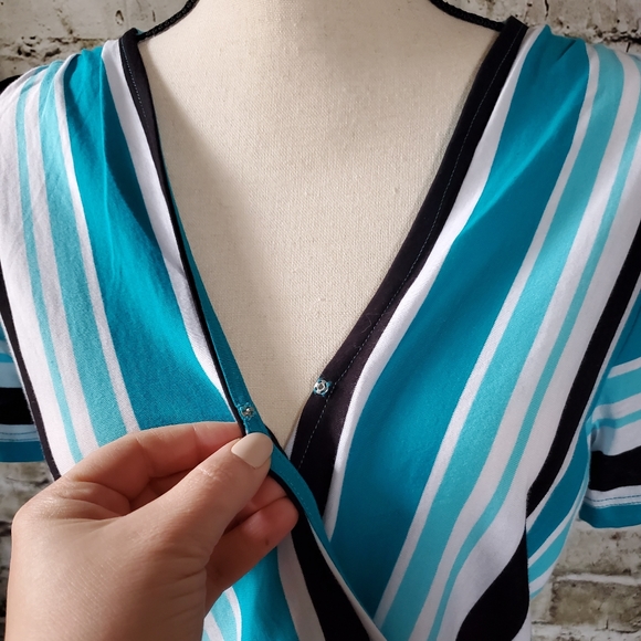 Michael Kors - NWT - Wrap Top - Picture 2 of 5